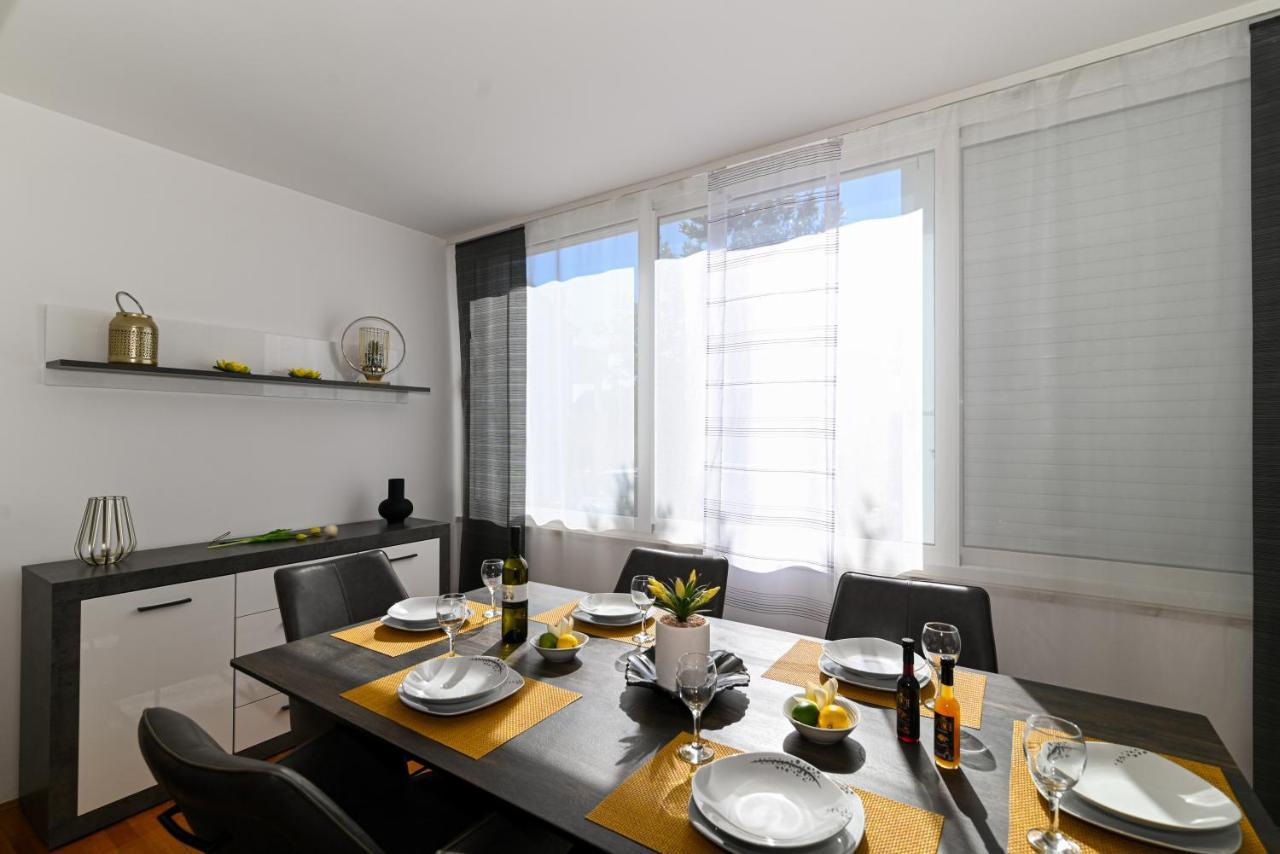 Apartmani Cesarica Trogir Exteriör bild