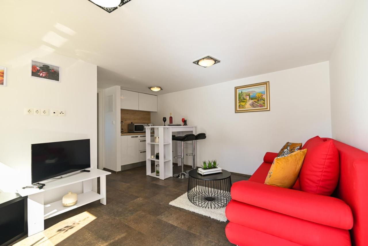 Apartmani Cesarica Trogir Exteriör bild