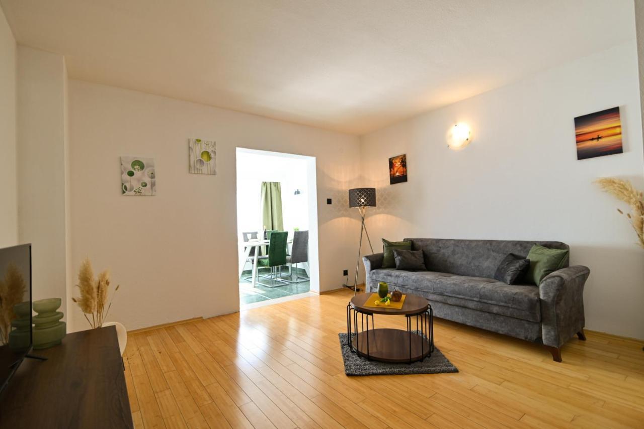 Apartmani Cesarica Trogir Exteriör bild